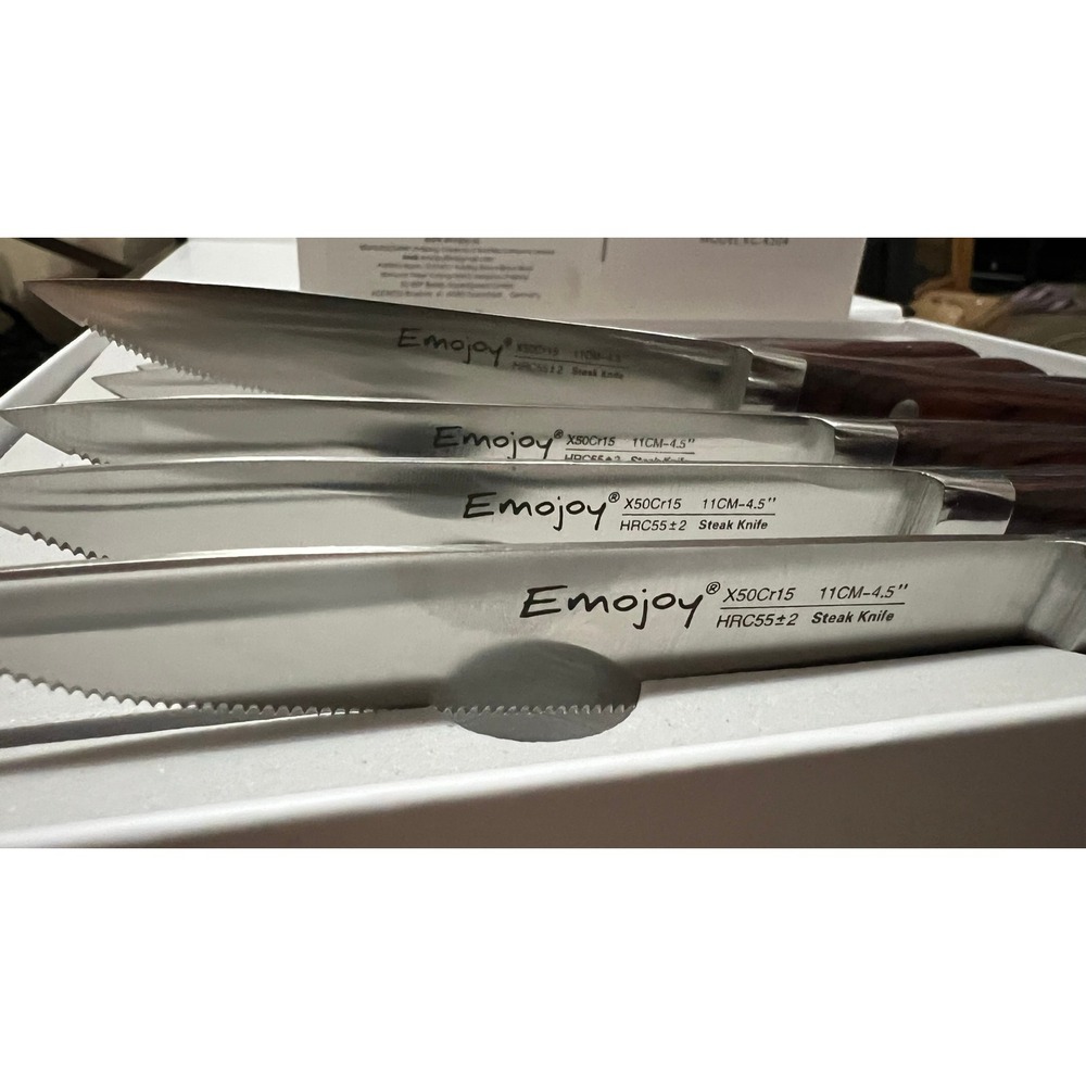 Emojoy 8-Piece High Quality Steak Knife Set